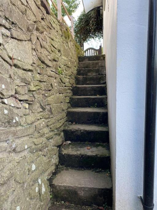 Couples Getaway, With Mountain Views/Dog Friendly Βίλα Crickhowell Εξωτερικό φωτογραφία