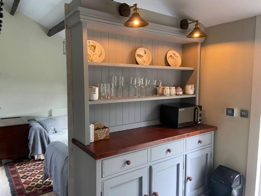 Couples Getaway, With Mountain Views/Dog Friendly Βίλα Crickhowell Εξωτερικό φωτογραφία